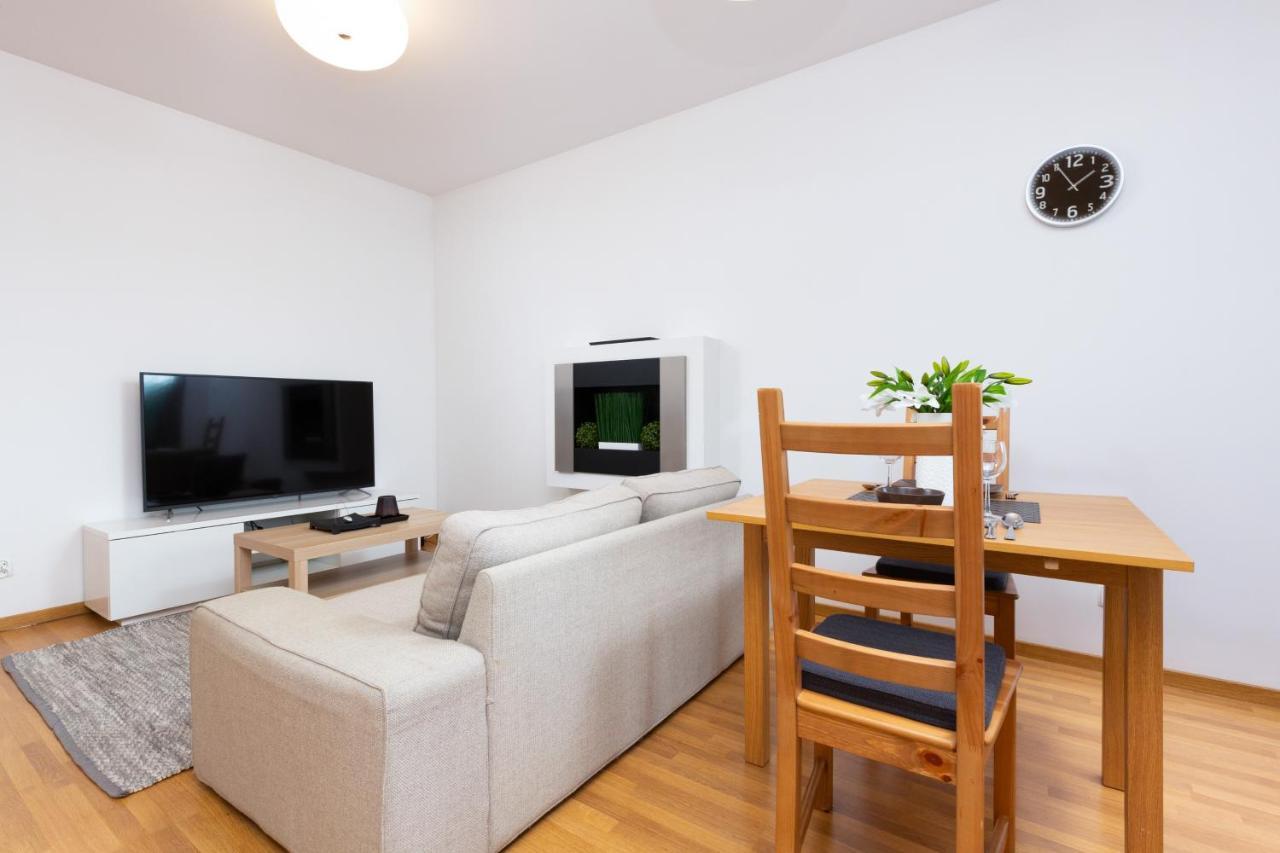 Apartments Platynowa Gdansk By Noclegi Renters Exterior photo